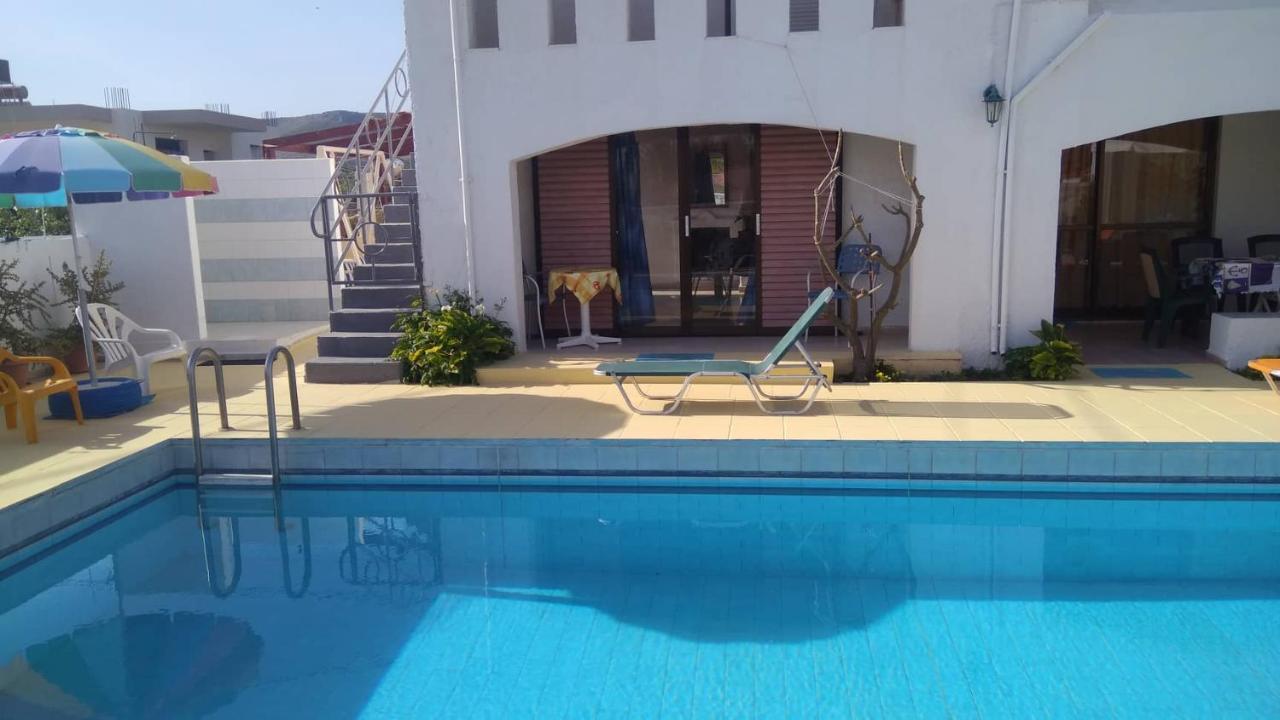 Villas Irene 5 Family Apartments Kokkini Hani Exteriör bild