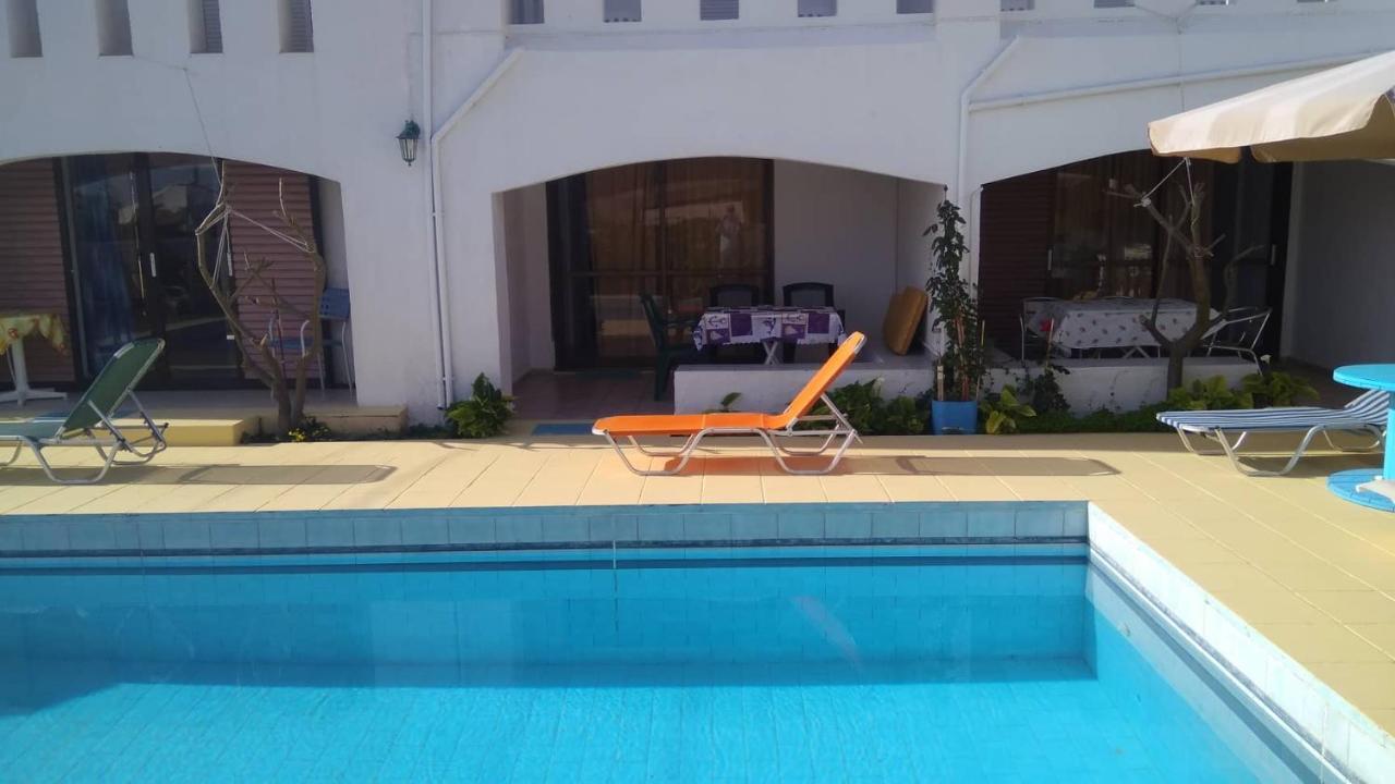 Villas Irene 5 Family Apartments Kokkini Hani Exteriör bild