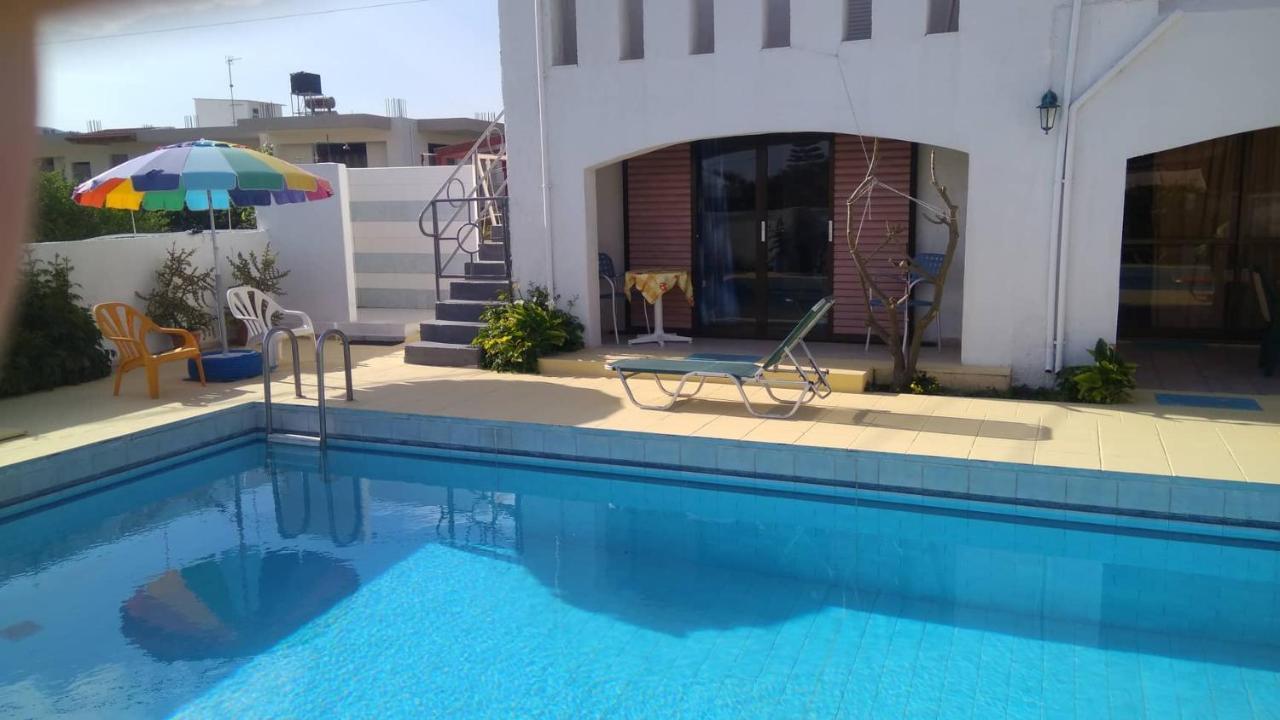 Villas Irene 5 Family Apartments Kokkini Hani Exteriör bild